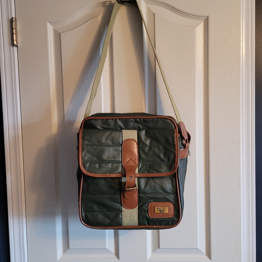 Vintage Diane Vonfurstenberg Carry On